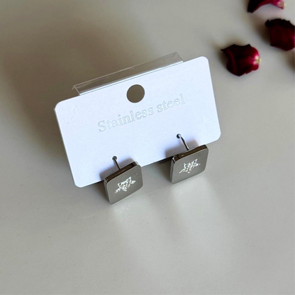 Yıldız Detay Silver Küpe