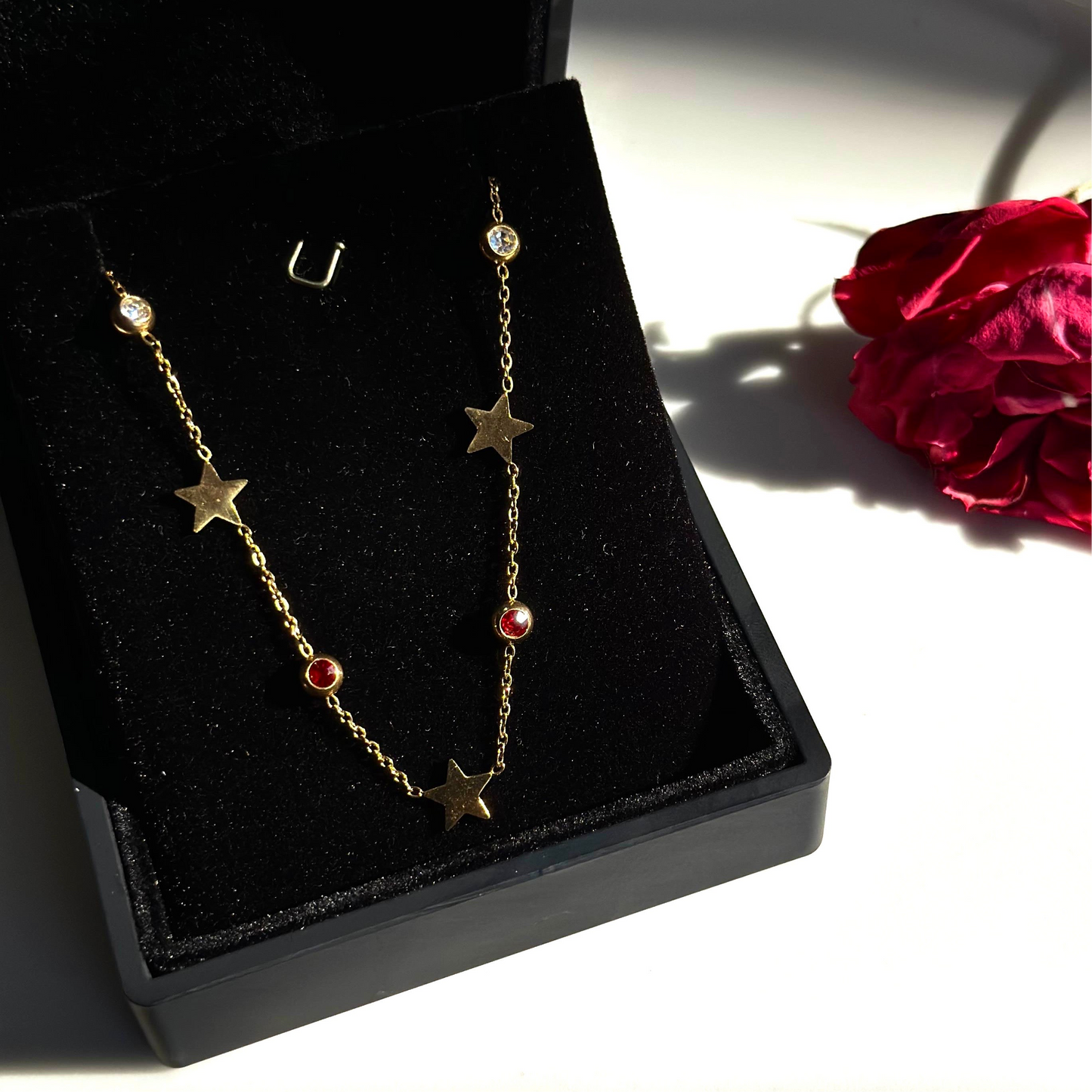 Kırmızı Zirkon & Yıldız Kolye