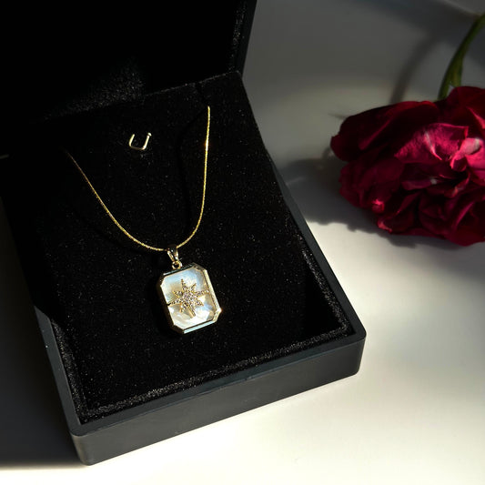 Kuzey Yıldızı Gold Kolye