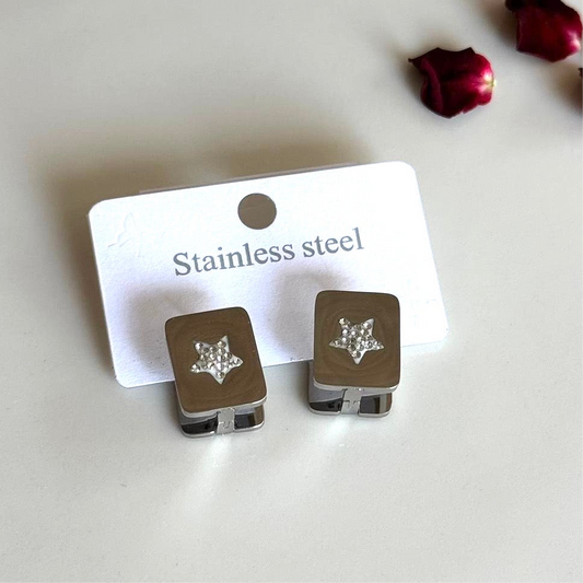 Yıldız Detay Silver Küpe